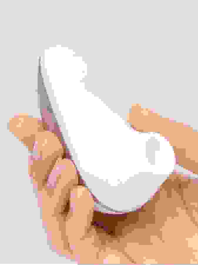 Womanizer Starlet Rechargeable Clitoral Stimulator, White, hi-res